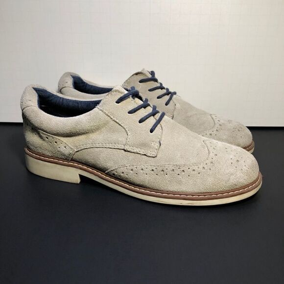 Youth VINCE CAMUTO Weston Lace Up Oxfords / Size 4 - Picture 1 of 9